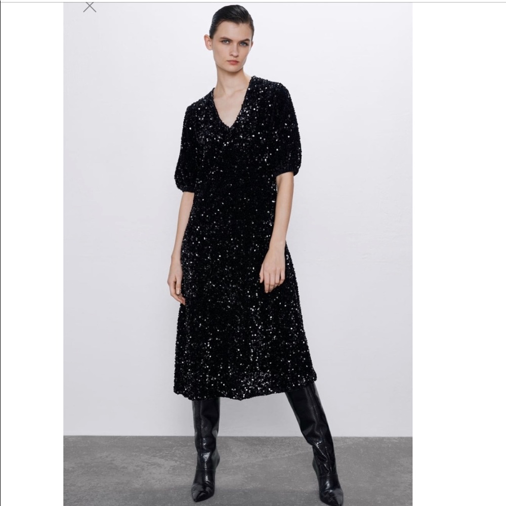Zara sequin velvet black midi dress Size small 2488/146